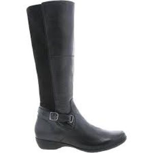 Dansko Beautiful fall boots! Francesca boot- hardly worn! Size 40.